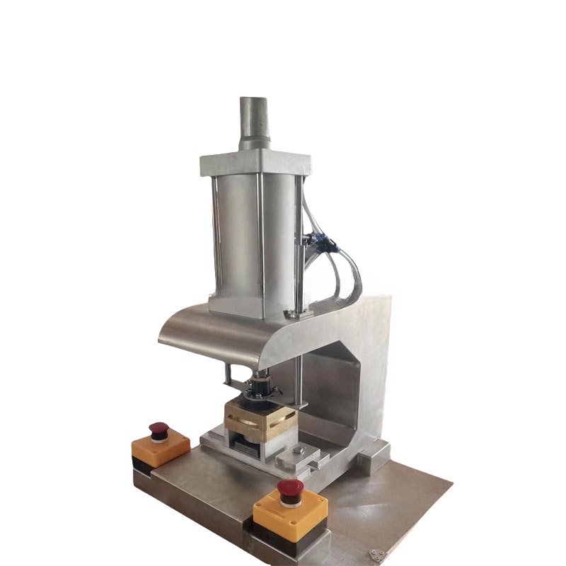 Soap Making Machine Small Scale - Seifenherstellungsmaschine: Komplettes Set mit Seifenpresse für